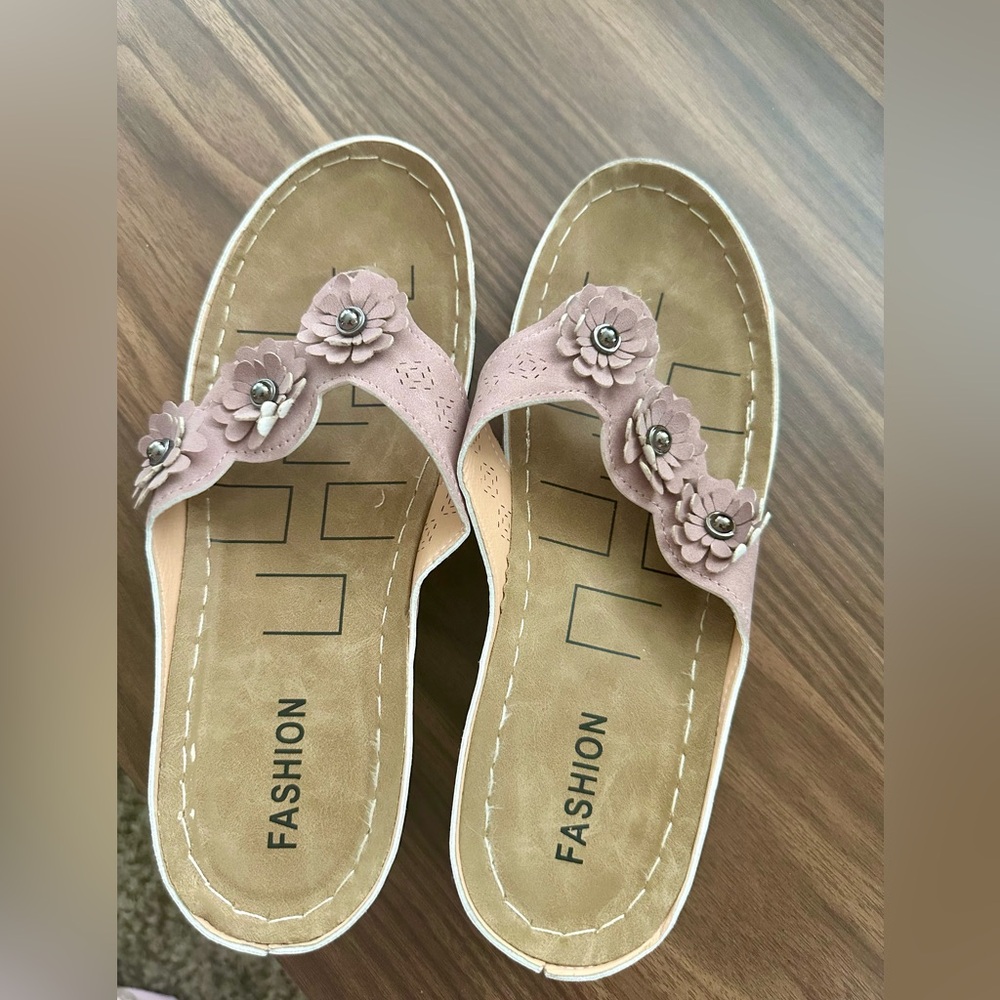 Flip flop style sandals